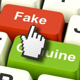 Facebook i Google će zabraniti sajtovima koji objavljuju lažne vesti da koriste njihove oglasne mreže