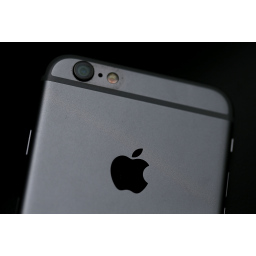 Apple predstavio novu funkciju: evo kada će i kome kompanija slati hitna obaveštenja o špijuniranju iPhone uređaja