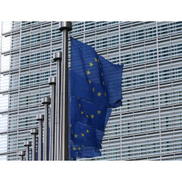 Organizacije za ljudska prava pozvale EU da potpuno zabrani upotrebu špijunskog softvera