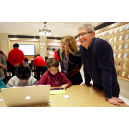 Direktor Applea se zalaže da se deci ograniči upotreba tehnologija i zabrane društvene mreže