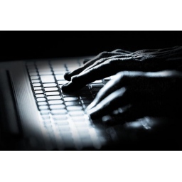Italijanski haker koji je od svoje bot mreže zaradio više od 300000 evra izručen SAD