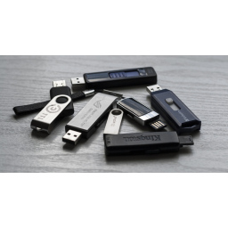 Polovni USB uređaji prodaju se na eBayu sa neobrisanim ličnim podacima vlasnika