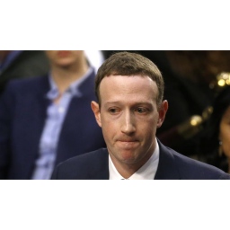 Propao pokušaj da se Zakerberg natera na povlačenje sa mesta predsednika Facebooka