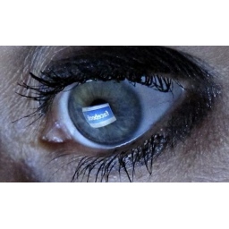 Facebook će upozoravati korisnike kada se pojave njihovi lažni profili