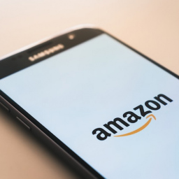 Lažne recenzije rastući problem na internetu: Amazon tužio prevarante koji prodaju lažne recenzije na platformi