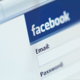 Lažni emailovi o gašenju Facebook naloga vode do malvera