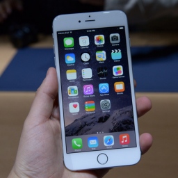 Apple ima svoj ''Stagefright bag'' - iPhone se može hakovati samo jednom porukom