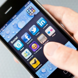 Aplikacije društvenih mreža prikupljaju podatke iz mobilnih telefona bez dozvole korisnika