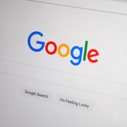 Hakeri manipulišu Google pretragom: malveri sakriveni u lažnim verzijama aplikacija Signal, WhatsApp i Chrome