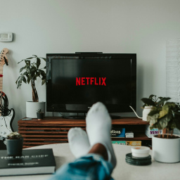 Lažni posao iz snova: zaradite gledajući Netfliks